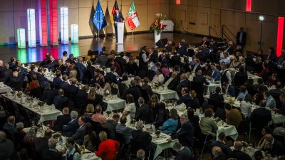 Ministerpräsident Hendrik Wüst würdigt Arbeitnehmerinnen und Arbeitnehmer