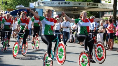 Die Festparade zum Nordrhein-Westfalen-Tag 2012