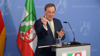 Ministerpräsident Armin Laschet stellt Nordrhein-Westfalen-Plan vor