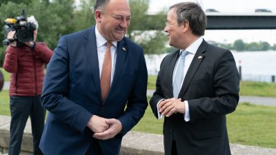 Ministerpräsident Armin Laschet und Willy Borsus unterzeichnen Gemeinsame Erklärung zur Vertiefung der Zusammenarbeit