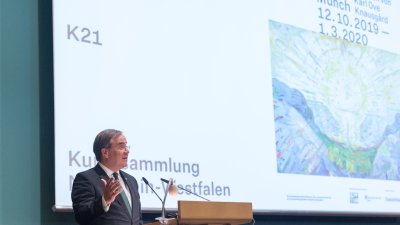 Ministerpräsident Armin Laschet begrüßt Kronprinzenpaar aus Norwegen zu Munch-Eröffnung im K20