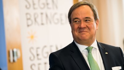 Der Ministerpräsident hat Sternsinger aus allen Diözesen zum Dreikönigssingen im Landeshaus empfangen