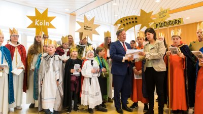 Traditionelles Dreikönigssingen im Landeshaus
