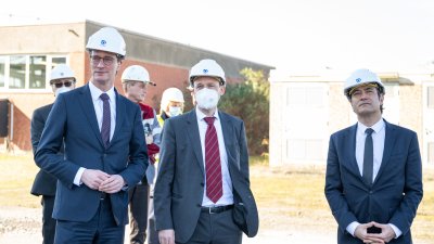 Ministerpräsident Hendrik Wüst besucht Air Liquide in Oberhausen