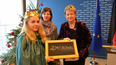 Stellvertetende Ministerpräsidentin Sylvia Löhrmann empfängt 55 Sternsingerinnen und Sternsinger aus NRW