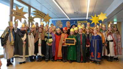 Besuch der Sternsinger in der Staatskanzlei NRW