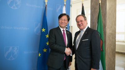 Ministerpräsident Armin Laschet empfängt den Minister für Handel, Industrie und Energie der Republik Korea, Yun-mo Sung
