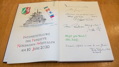 Ministerpräsident Armin Laschet nimmt an der Feier zur Indienststellung der Fregatte Nordrhein-Westfalen teil
