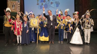 Ministerpräsident Armin Laschet empfängt die Kinderprinzenpaare und Kinderdreigestirne aus Nordrhein-Westfalen