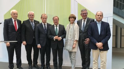 Neubau für Spitzenzentrum der Krebsmedizin: Ministerpräsident Armin Laschet eröffnet neues CIO-Gebäude an der Uniklinik Köln