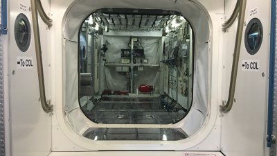 Ministerpräsidentin Hannelore Kraft besucht das European Astronaut Centre in Köln