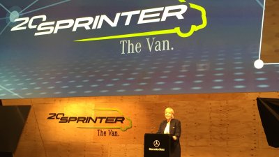 Grußwort von Ministerpräsidentin Hannelore Kraft beim Festakt zum 20-jährigen Jubiläum des MercedesBenz Sprinter im Werk Düsseldorf