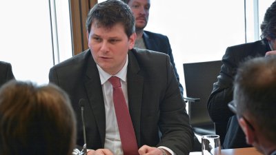 Integration von Flüchtlingen: Europabeauftragte der Kommunen informieren sich in der Staatskanzlei über Fördermöglichkeiten