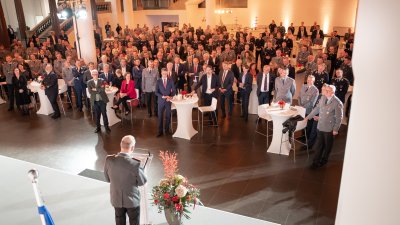 Ministerpräsident Wüst ehrt Soldatinnen und Soldaten der Bundeswehr und Repräsentanten der befreundeten Streitkräfte