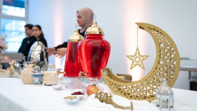 Ministerpräsident Hendrik Wüst lädt zum traditionellen Fastenbrechen in die Staatskanzlei ein