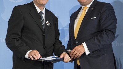 Verdienstorden des Landes Nordrhein-Westfalen an Dr. Wilfried Kratzsch