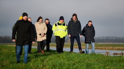 Ministerpräsident besucht gemeinsam mit Minister Krischer von Hochwasser bedrohte Gebiete 