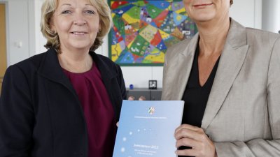 Übergabe Bericht Landesrechnungshof, 29.06.2012