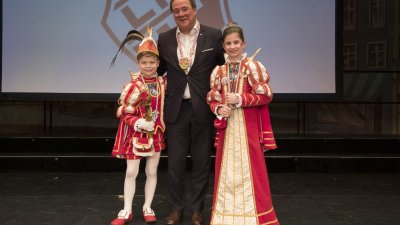 Ministerpräsident Armin Laschet empfängt die Kinderprinzenpaare und Kinderdreigestirne aus Nordrhein-Westfalen