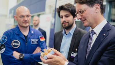 Besichtigung der Ausstellung von Anwenderfirmen