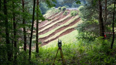 Bundesinnenminister Horst Seehofer und Ministerpräsident Armin Laschet besuchen die Steinbachtalsperre im Kreis Euskirchen