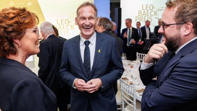 Verleihung des Leo-Baeck-Preises 2024: Ministerpräsident Hendrik Wüst hält Laudatio auf Preisträger Hans-Joachim Watzke
