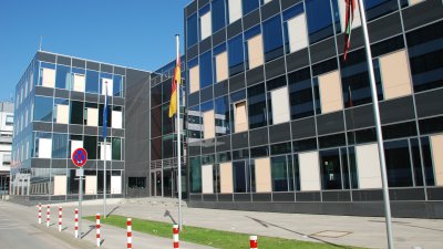 Vorderseite des Gebäudes des Ministerium für Schule und Weiterbildung