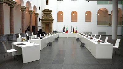 Bundeskanzlerin Dr. Angela Merkel besucht Nordrhein-Westfalen – Teilnahme an Kabinettsitzung