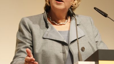 Porträtfoto Ministerpräsidentin Hannelore Kraft