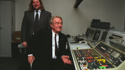 Ministerpräsident Johannes Rau besucht den Fernsehsender VIVA, 19.1.1995
