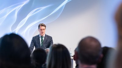 Spitzenforschung im Ruhrgebiet: Ministerpräsident Wüst eröffnet „One Health Ruhr“ auf Zollverein