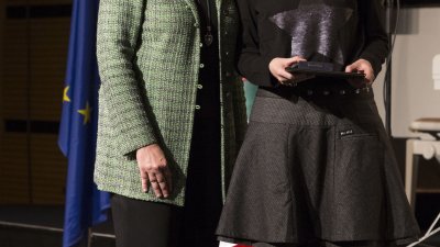 Verleihung des Verdienstordens des Landes Nordrhein-Westfalen an weitere 17 Bürgerinnen und Bürger