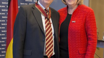 Bundesverdienstorden an Professor Dr. Faulenbach