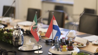 Erste niederländisch-nordrhein-westfälische Regierungskonsultationen