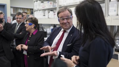 Ministerpräsident Armin Laschet besucht Evonik in New Jersey