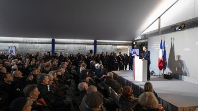 Ministerpräsident Laschet gedenkt der Opfer des Holocaust bei zentraler Feier in Paris