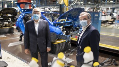 Ministerpräsident Armin Laschet besucht Ford-Werk Köln