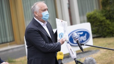 Ministerpräsident Armin Laschet besucht Ford-Werk Köln