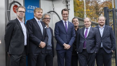 Vesuchen des Zentrums für Brennstoffzellen-Technik (ZBT) in Duisburg
