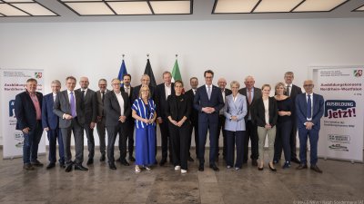 Ausbildungskonsens Nordrhein-Westfalen: Partner machen auf vielfältige Chancen und Möglichkeiten am Ausbildungsmarkt aufmerksam