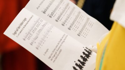 Ministerpräsident Hendrik Wüst empfängt Sternsinger zum traditionellen Dreikönigssingen