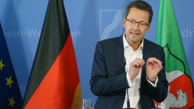 Hochschulen in Nordrhein-Westfalen halten am digitalen Sommersemester fest