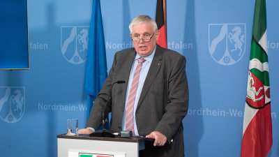 Presse-Briefing zum Corona-Virus: Gesundheitsminister Karl-Josef Laumann