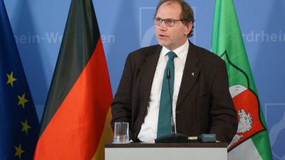 Hochschulen in Nordrhein-Westfalen halten am digitalen Sommersemester fest