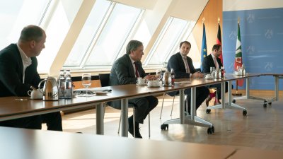 Landesregierung berät mit Religionsgemeinschaften über Vorschläge und Konzepte für Gottesdienste in Corona-Zeiten