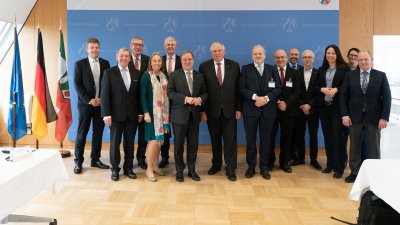 Drittes Spitzengespräch zur Zukunft der beruflichen Ausbildung in der Staatskanzlei