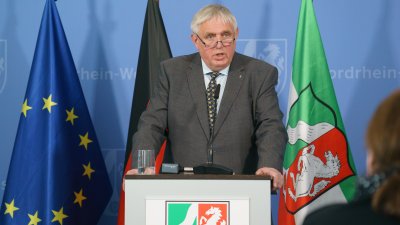 Presse-Briefing mit Gesundheitsminister Karl-Josef Laumann und Landwirtschafts- und Verbraucherschutzministerin Ursula Heinen-Esser