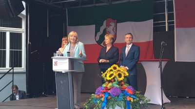 Grußwort von Ministerpräsidentin Hannelore Kraft im Innenhof des Rathauses