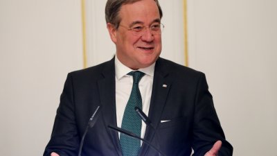 Ministerpräsident Laschet zeichnet Dr. Jürgen Linden und Carl Meulenbergh mit dem Landesverdienstorden aus