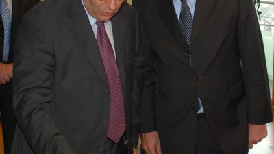 Der serbische Ministerpräsident Vojislav Kostunica besucht Nordrhein-Westfalen